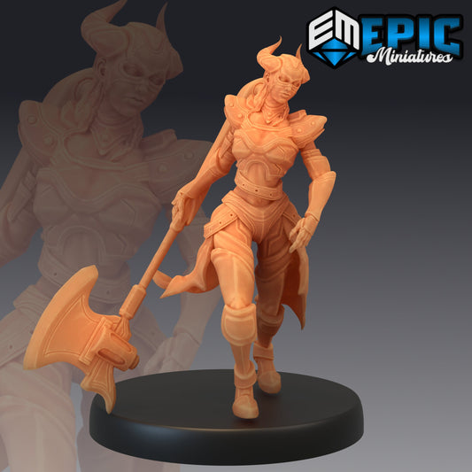 Dark Dragoon Lady Series - Epic Miniatures | Woman, Female, Axe
