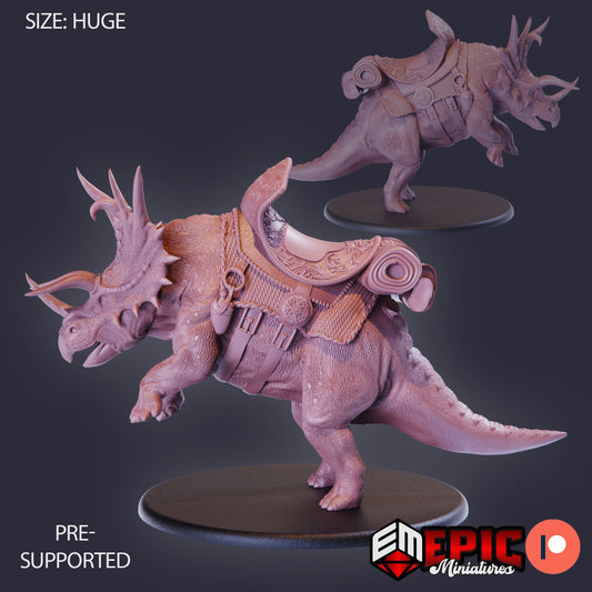 Triceratops Attacking-Mounted - Epic Miniatures | Huge | Beast
