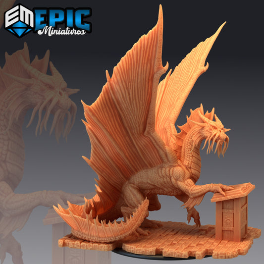 Gold Dragon - #44 Caves of Despair - Epic Miniatures | Large | Dragon