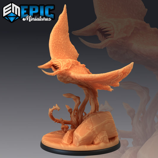 Manta Ray Series - #33 Underwater Mayhem - Epic Miniatures | Large | Beast, Masculine