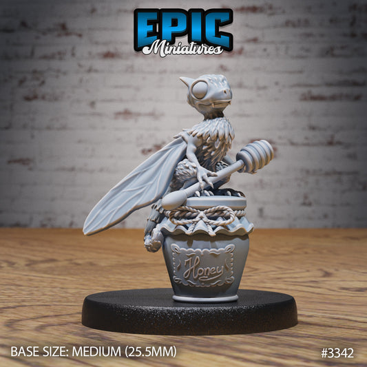 Beegon Wyrmling Series - Epic Miniatures | Insectoid | Winged | Medium