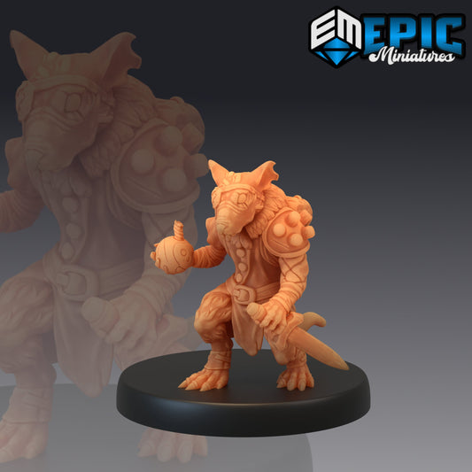 Rat Bomber 680 - #21 Rodent Wars - Epic Miniatures | Medium | Humanoids, Masculine, Bomb