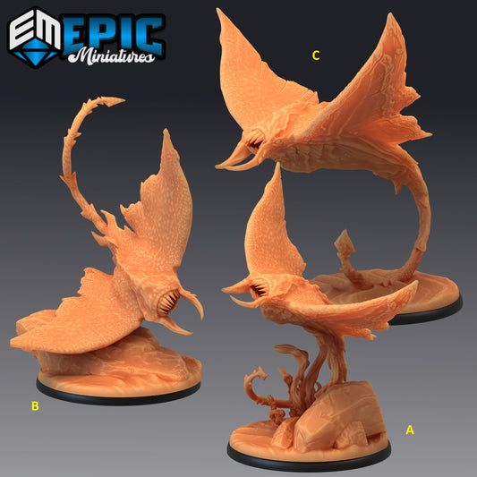 Manta Ray Series - #33 Underwater Mayhem - Epic Miniatures | Large | Beast, Masculine