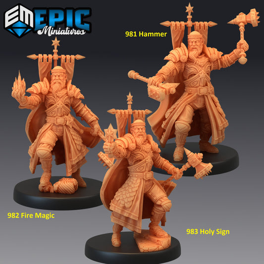 Warpriest Series - #28 Blood Moon - Epic Miniatures | Medium | Human, Masculine