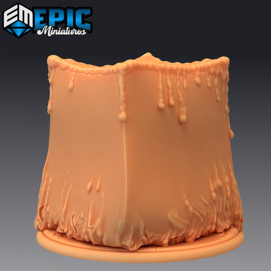 Cube Slime Series - #28 Blood Moon - Epic Miniatures | Large | Construct, Masculine
