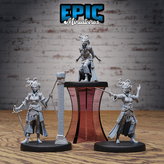 Gorgon Pirate Series - Epic Miniatures | Pirate| Feminine | Weapons |Medium